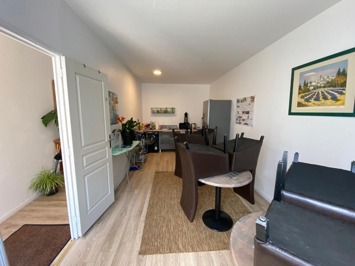 Chambre & Salle De Bain Privee - Lv 33 Argenton Sur Creuse Exterior photo