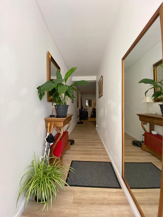 Chambre & Salle De Bain Privee - Lv 33 Argenton Sur Creuse Exterior photo