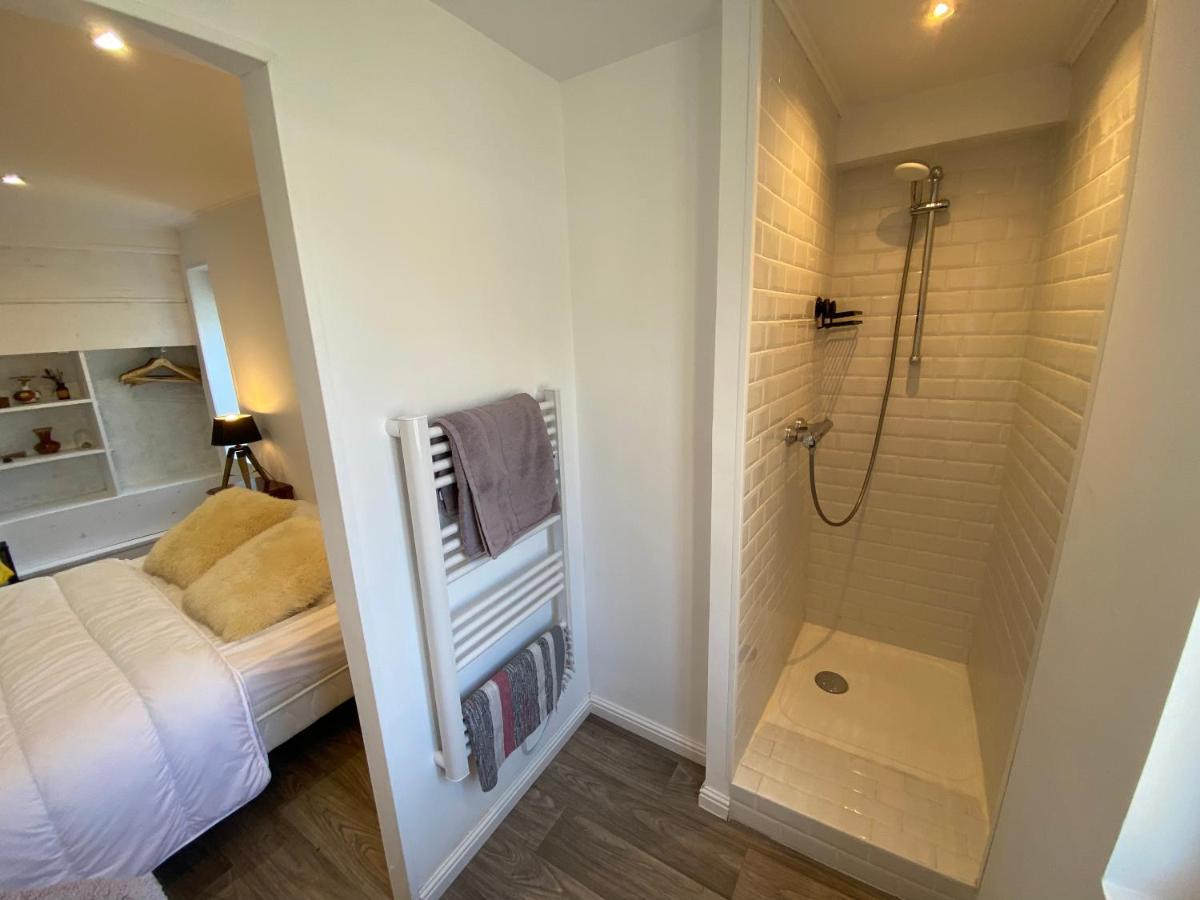 Chambre & Salle De Bain Privee - Lv 33 Argenton Sur Creuse Exterior photo